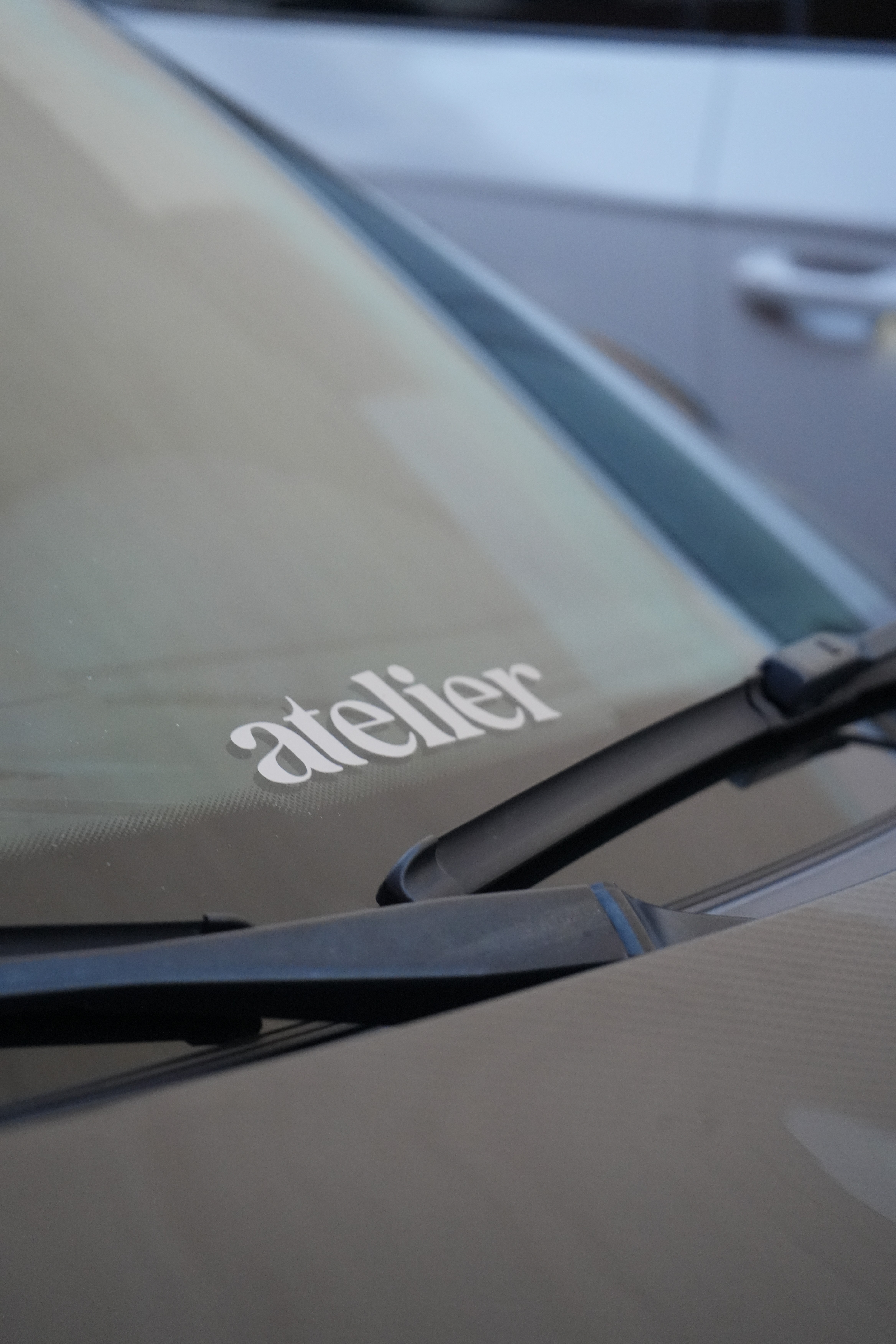 Atelier-V Pop Up Gallery